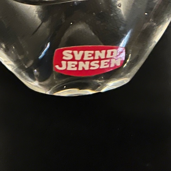 Svend Jensen Hand Blown Glass Crystal Heart shaped Bud Vase - Picture 4 of 4